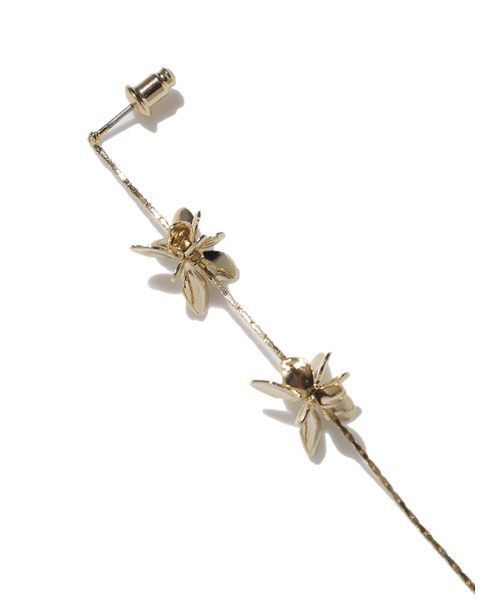 SNIDEL(スナイデル)の「フラワーロングピアス(ピアス(両耳用)・レディース・シルバー/ゴールド・F)」の4枚目の写真