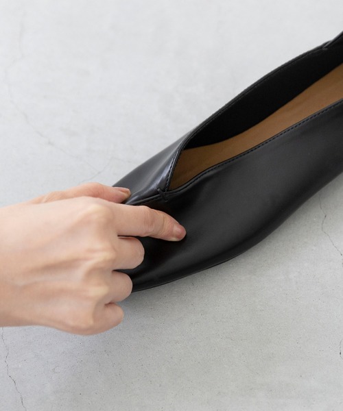 welleg(ウェレッグ)の「2wayバブーシュ ワンポイントステッチ フラットパンプス(パンプス・レディース・ブラウン/シルバー/ブラック/アイボリー・21.5cm/22.0cm/22.5cm/23.0cm/23.5cm/24.0cm/24.5cm/25.0cm/25.5cm/26.0cm)」の7枚目の写真