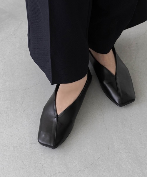 welleg(ウェレッグ)の「2wayバブーシュ ワンポイントステッチ フラットパンプス(パンプス・レディース・ブラウン/シルバー/ブラック/アイボリー・21.5cm/22.0cm/22.5cm/23.0cm/23.5cm/24.0cm/24.5cm/25.0cm/25.5cm/26.0cm)」の9枚目の写真