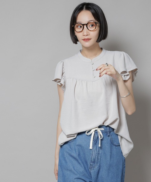 NANO universe（ナノユニバース）の「フリルスリーブブラウス(セットアップ可)（シャツ/ブラウス・レディース・ブラック/ベージュ/ブルー・FREE）」の8枚目の写真