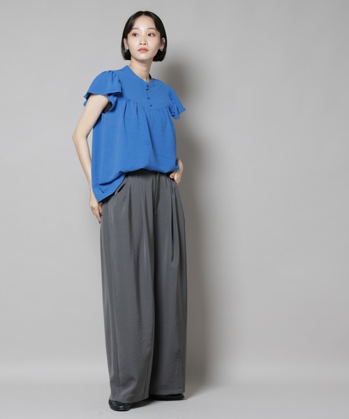 NANO universe（ナノユニバース）の「フリルスリーブブラウス(セットアップ可)（シャツ/ブラウス・レディース・ブラック/ベージュ/ブルー・FREE）」の20枚目の写真