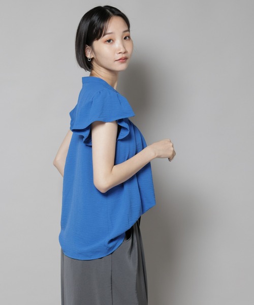 NANO universe（ナノユニバース）の「フリルスリーブブラウス(セットアップ可)（シャツ/ブラウス・レディース・ブラック/ベージュ/ブルー・FREE）」の17枚目の写真