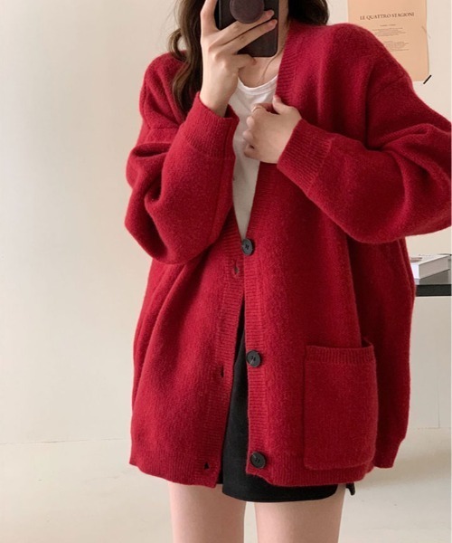 kirakiraShop(キラキラショップ)の「深Vネック ニット ロング カーディガン(カーディガン/ボレロ・レディース・ブラック/ホワイト/ブラウン/レッド/グリーン/チャコール・FREE)」の6枚目の写真