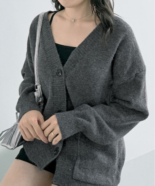 kirakiraShop(キラキラショップ)の「深Vネック ニット ロング カーディガン(カーディガン/ボレロ・レディース・ブラック/ホワイト/ブラウン/レッド/グリーン/チャコール・FREE)」の21枚目の写真