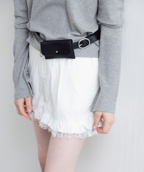 Kastane（カスタネ）の「ダブルフリルショートパンツ（その他パンツ・レディース・ネイビー/オフホワイト・FREE）」の4枚目の写真