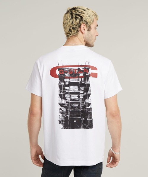 G-STAR（ジースター）の「Scaffolding Back Graphic T-Shirt/バックグラフィックフォトプリントTシャツ（Tシャツ/カットソー・メンズ・ダークブルー/ホワイト・LARGE/X-LARGE/MEDIUM/SMALL）」の2枚目の写真