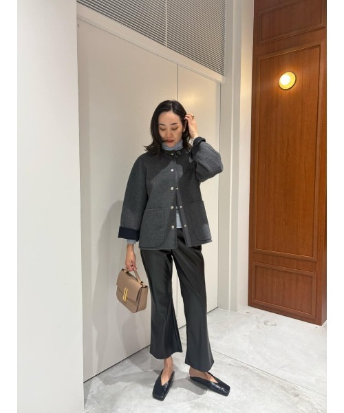 ESTNATION（エストネーション）の「ESTNATION / リバーシブル ショートコート（ノーカラーコート・レディース・キャメル/グレー・36/38）」の4枚目の写真