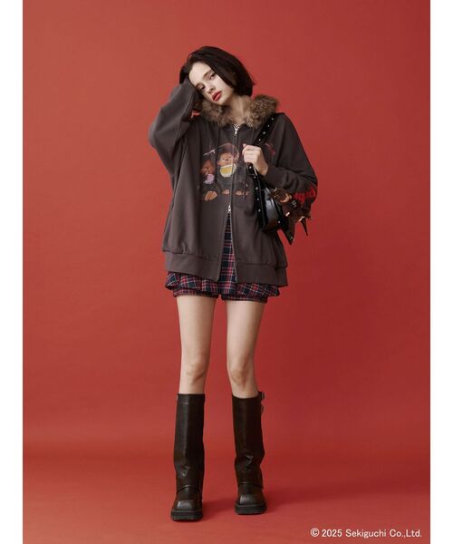 jouetie×モンチッチ フード付きパーカー jouetie(ジュエティ)」おしゃぶりポーズとそばかすが可愛らしい