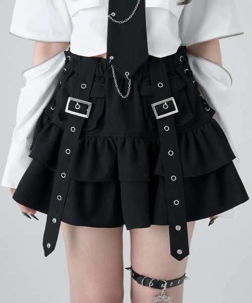 LAZYSLAY（レイジースレイ）の「ベルトポケットフリルスカート（スカート・レディース・ブラック/ブラック系その他・FREE）」の2枚目の写真