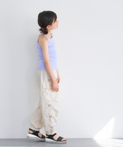 coca(coca)(コカ)の「キッズ ハート刺繍ジョガーパンツ(その他パンツ・キッズ・ラベンダー/ブラック/アイボリー・140/130/150/120)」の12枚目の写真