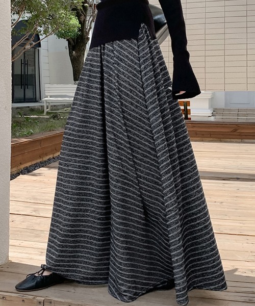 ReRe（リリ）の「ストライプ柄 Aラインスカート（スカート・レディース・ダークグレー/ライトグレー・MEDIUM）」の2枚目の写真