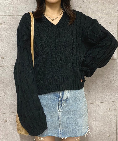 NANEA（ナネア）の「クロップド丈ケーブル編みニットプルオーバー（ニット/セーター・レディース・グレー/アイボリー/ブラック・フリー）」の6枚目の写真