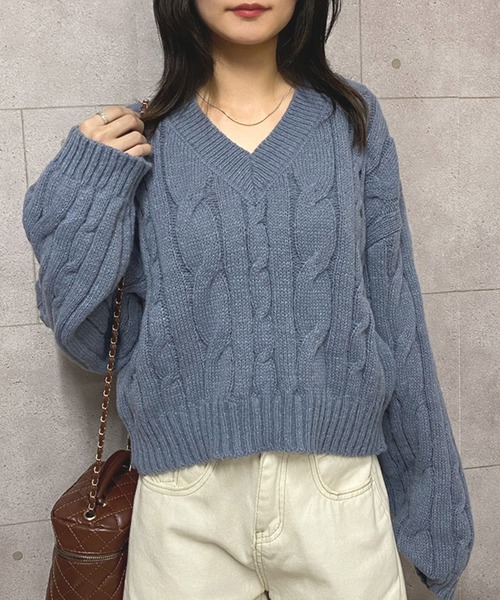 NANEA（ナネア）の「クロップド丈ケーブル編みニットプルオーバー（ニット/セーター・レディース・グレー/アイボリー/ブラック・フリー）」の14枚目の写真