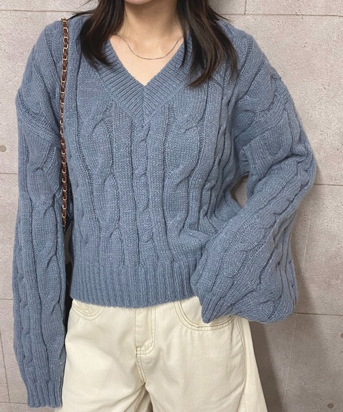 NANEA（ナネア）の「クロップド丈ケーブル編みニットプルオーバー（ニット/セーター・レディース・グレー/アイボリー/ブラック・フリー）」の16枚目の写真