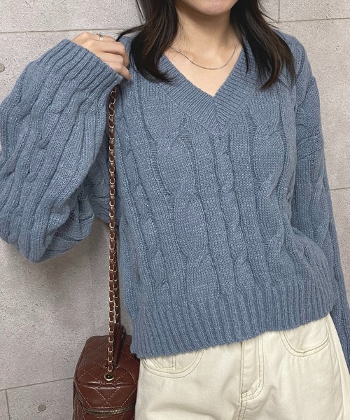 NANEA（ナネア）の「クロップド丈ケーブル編みニットプルオーバー（ニット/セーター・レディース・グレー/アイボリー/ブラック・フリー）」の19枚目の写真