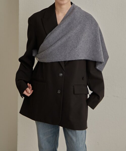 Omekashi（オメカシ）の「三角ストール（ストール/ショール・レディース・ブラウン/ベージュ/グレー/ブラック・ONE SIZE）」の13枚目の写真