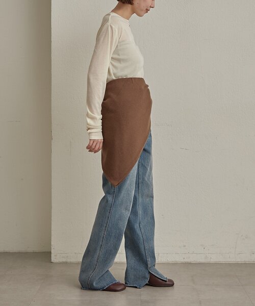 Omekashi（オメカシ）の「三角ストール（ストール/ショール・レディース・ブラウン/ベージュ/グレー/ブラック・ONE SIZE）」の18枚目の写真