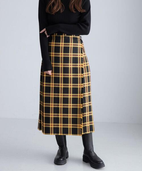 URBAN RESEARCH Sonny Label(アーバンリサーチサニーレーベル)の「『別注』GLEN FYNE×Sonny Label チェックキルトスカート(スカート・レディース・イエロー系その他/グレー系その他・28/26)」の2枚目の写真