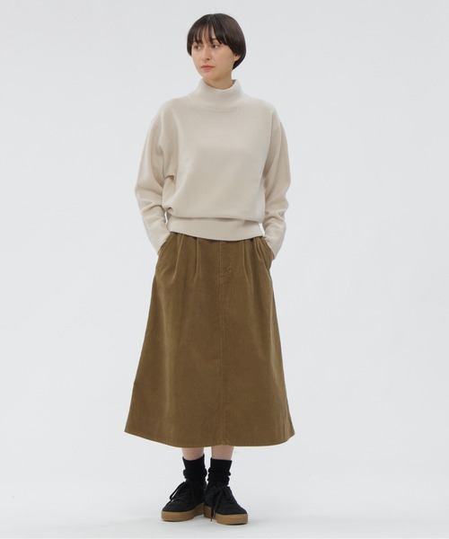 MHL.（エムエイチエル）の「FELTED ROUGH WOOL（ニット/セーター・レディース・ブラック/ブルー/ダークオレンジ/オフホワイト・2）」の19枚目の写真