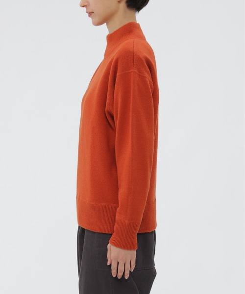 MHL.（エムエイチエル）の「FELTED ROUGH WOOL（ニット/セーター・レディース・ブラック/ブルー/ダークオレンジ/オフホワイト・2）」の17枚目の写真