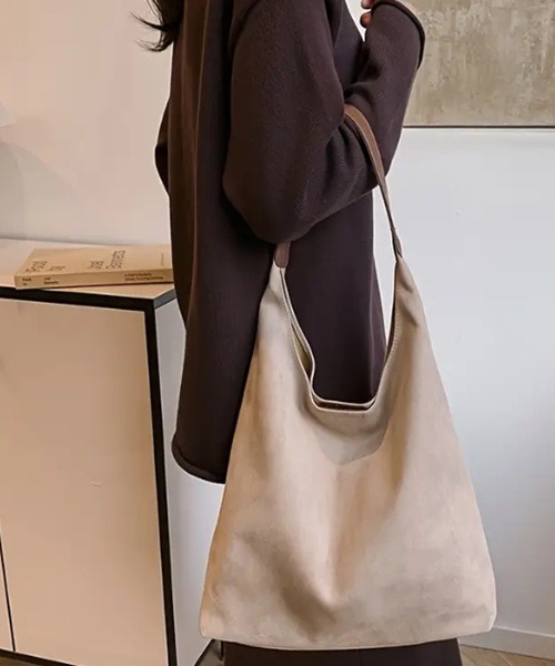 Vini(ヴィニ)の「【Vini】ワンハンドルバッグ<内ポケット付き>(ハンドバッグ・レディース・カーキ/ブラウン/ベージュ・FREE)」の13枚目の写真