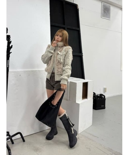 LAGUA GEM(ラグアジェム)の「BRUSHED COMPACT ショートパンツ(その他パンツ・レディース・ブラック/ライトカーキ/杢グレー・X-SMALL/SMALL/MEDIUM)」の13枚目の写真