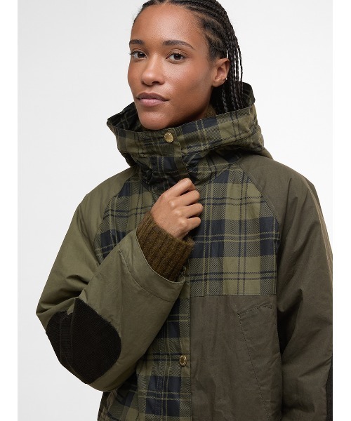 Barbour(バブアー)の「Shelleyシャワープルーフ ジャケット(レディース)(テーラードジャケット・レディース・オリーブ・8/10)」の5枚目の写真
