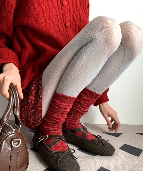 Vipoa（ヴィポア）の「Argyle check knit tights（タイツ/ストッキング・レディース・アイボリー/チャコールグレー/グレー/ブラック/ブラウン/レッド/ライトグレー・FREE）」の4枚目の写真