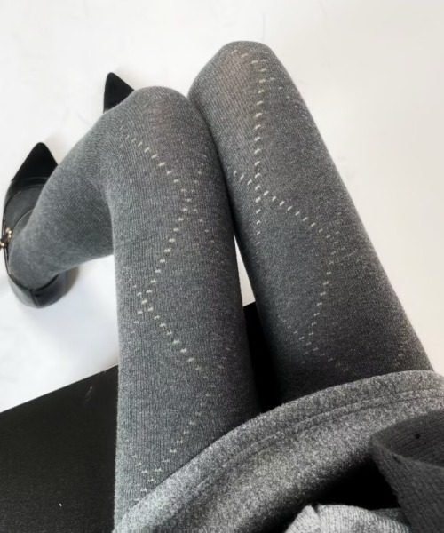 Vipoa（ヴィポア）の「Argyle check knit tights（タイツ/ストッキング・レディース・アイボリー/チャコールグレー/グレー/ブラック/ブラウン/レッド・FREE）」の22枚目の写真