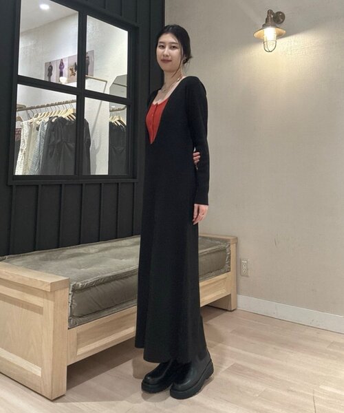 Omekashi（オメカシ）の「ニットワンピビスチェセット（ワンピース・レディース・ブラック/ベージュ・38/36/TM）」の17枚目の写真