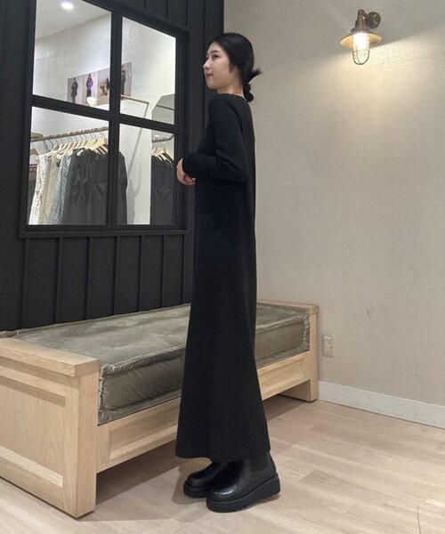 Omekashi（オメカシ）の「ニットワンピビスチェセット（ワンピース・レディース・ブラック/ベージュ・38/36/TM）」の18枚目の写真