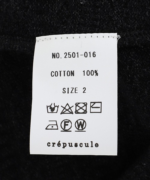 crepuscule（クレプスキュール）の「crepuscule / クレプスキュール：Links T-Shirt：2501-016[COR]（Tシャツ/カットソー・メンズ・ブラック/ダークグレー・2）」の6枚目の写真