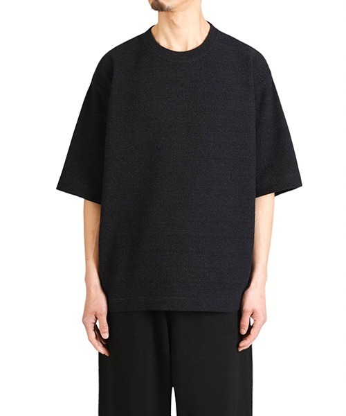 crepuscule（クレプスキュール）の「crepuscule / クレプスキュール：Links T-Shirt：2501-016[COR]（Tシャツ/カットソー・メンズ・ブラック/ダークグレー・2）」の7枚目の写真