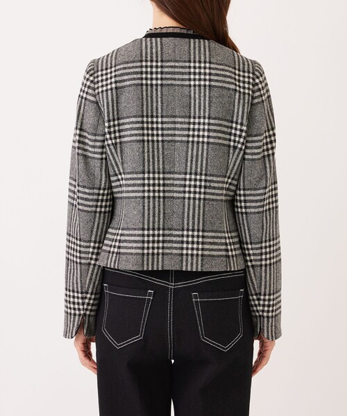 TO BE CHIC（トゥー ビー シック）の「グレンチェック ノーカラージャケット（ノーカラージャケット・レディース・チャコールグレー・40/42）」の4枚目の写真