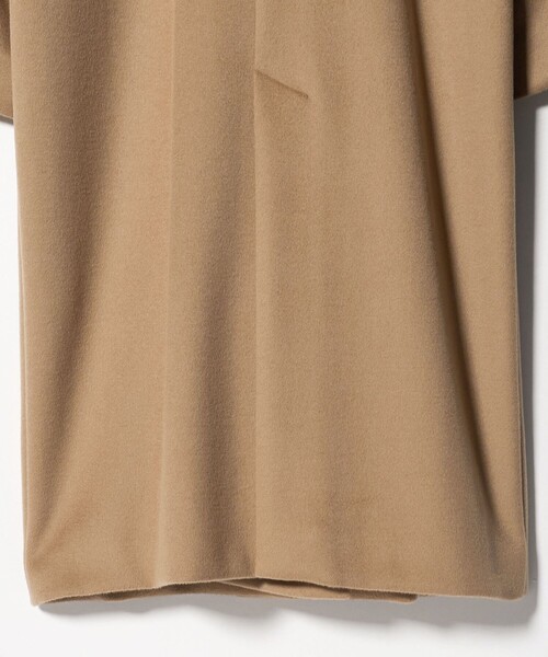 UNITED ARROWS（ユナイテッドアローズ）の「ビッグ テーラード コート（チェスターコート・レディース・オフホワイト/ベージュ/ネイビー・38/34/36）」の18枚目の写真