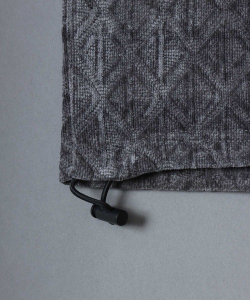 SITRY(シトリー)の「Drawstring Chenille Yarn Shirt/ドローコード オーバーサイズ カットモール トレーナー 長袖Tシャツ ロンT スウェット レディース メンズ(スウェット・メンズ・スミクロ/ブラウン/グレイッシュベージュ/ブルーグリーン・LL/L/M)」の12枚目の写真