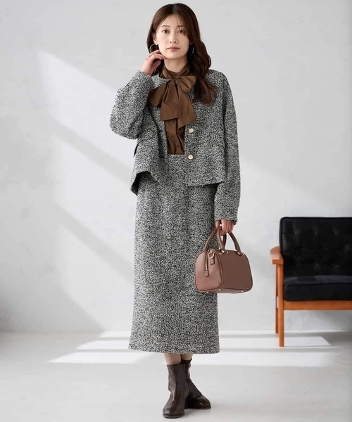a.v.v（アーヴェヴェ）の「ブークレノーカラージャケット（ノーカラージャケット・レディース・チャコールグレー・39）」の6枚目の写真