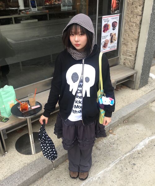 FLAREUP(フレアアップ)の「3-Layered Ruffle Skirt Pants (FL-260_Charcoal)(その他パンツ・レディース・チャコール・OS)」の2枚目の写真