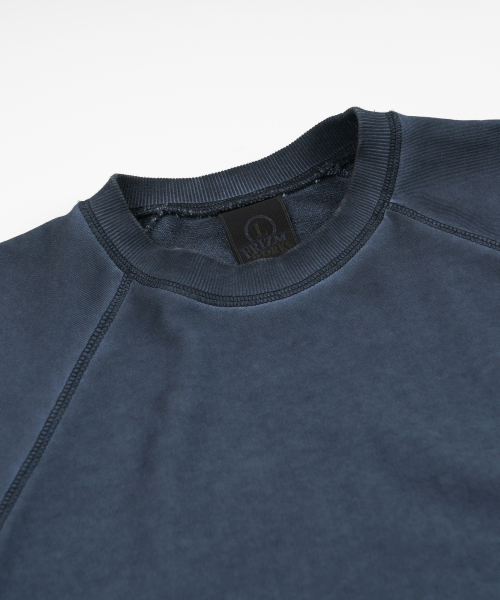 FRIZMWORKS(フリズムワークス)の「RAGLAN SWEAT HALF TEE _ VINTAGE NAVY(Tシャツ/カットソー・メンズ・その他・MEDIUM/LARGE/X-LARGE/SMALL)」の3枚目の写真