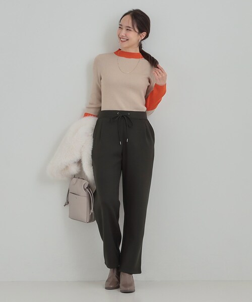SHOO・LA・RUE(シューラルー)の「【洗濯機可/S-LL/あったか】もちもちの肌触りがやみつきに 裏起毛カーブパンツ(その他パンツ・レディース・チャコールグレー/ブラック・01/02/03/04)」の9枚目の写真