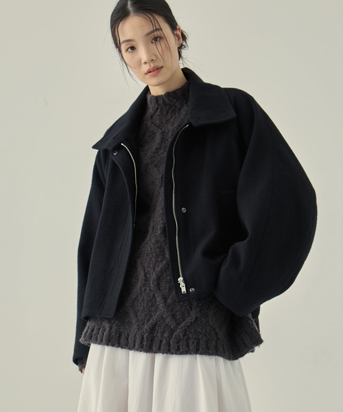 STUDIOUS（ステュディオス）の「【STUDIOUS/ステュディオス】Stand Collar Wool Blouson/スタンドカラーウールブルゾン/軽アウター/ショートコート（ブルゾン・レディース・グレー/ブラック/ライトベージュ・1/2）」の13枚目の写真