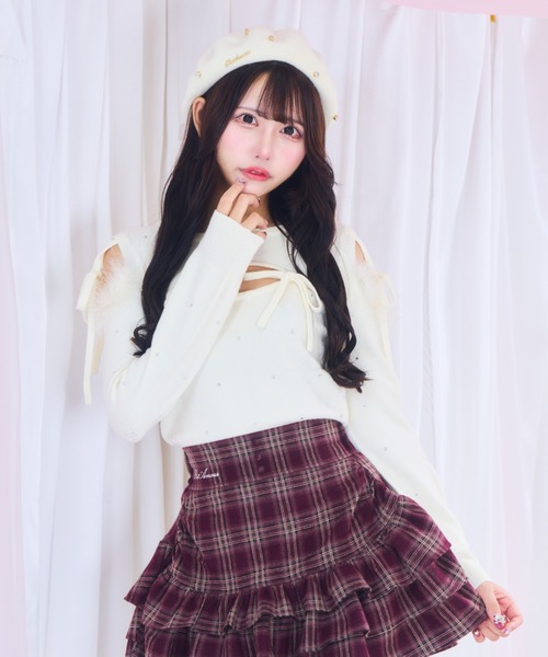 re amourビジューリボンニット　白 ビジューリボンニット（ニット/セーター）｜ReAmour（リアムール）の