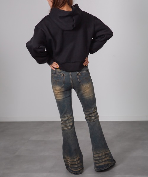 MEMECLE（メメクル）の「【MEMECLE/メメクル】ワンウォッシュ　スタッズ　ヴィンテージライクベルボトム（デニムパンツ・レディース・インディゴブルー・MEDIUM/LARGE）」の5枚目の写真