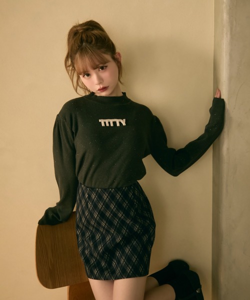 TITTY&CO.（ティティーアンドコー）の「ハイネックラメリブニットトップス（ニット/セーター・レディース・ブラック/グレー/チャコールグレー/アイボリー・FREE）」の22枚目の写真