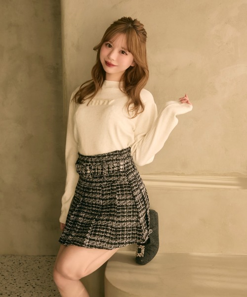 TITTY&CO.（ティティーアンドコー）の「ハイネックラメリブニットトップス（ニット/セーター・レディース・ブラック/グレー/チャコールグレー/アイボリー・FREE）」の5枚目の写真