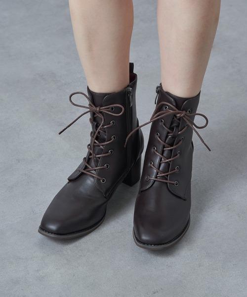 MAISON BREEZE（メゾンブリーズ）の「【MAISON BREEZE】≪美脚≫ レースアップショートブーツ LIM（ブーツ・レディース・ブラック/ダークブラウン・S/M/LL/L）」の2枚目の写真
