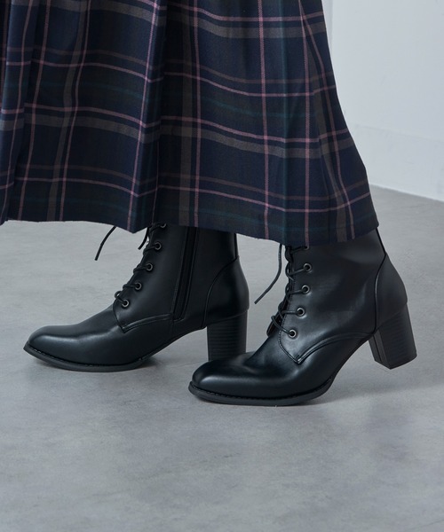 MAISON BREEZE（メゾンブリーズ）の「【MAISON BREEZE】≪美脚≫ レースアップショートブーツ LIM（ブーツ・レディース・ブラック/ダークブラウン・S/M/LL/L）」の5枚目の写真