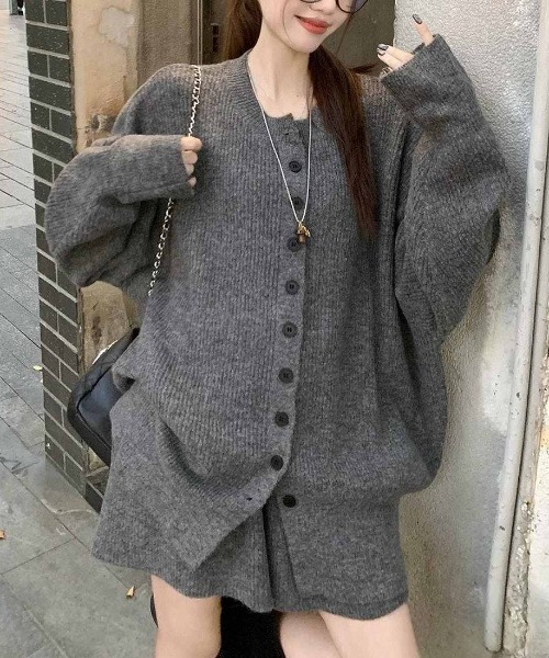 maison de LATIR(メゾンドラティール)の「ゆるっと可愛い、秋冬ニットセット(ニット/セーター・レディース・グレー/ブラック/ベージュ・FREE)」の1枚目の写真