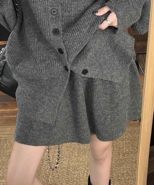 maison de LATIR(メゾンドラティール)の「ゆるっと可愛い、秋冬ニットセット(ニット/セーター・レディース・グレー/ブラック/ベージュ・FREE)」の12枚目の写真