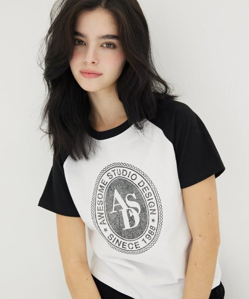 AWESOME STUDIO(オーサムスタジオ)の「サークルシンボルラグラン半袖Tシャツホワイト(Tシャツ/カットソー・レディース・その他・FREE)」の2枚目の写真